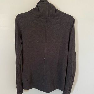 Lululemon women’s reversible sweatshirt